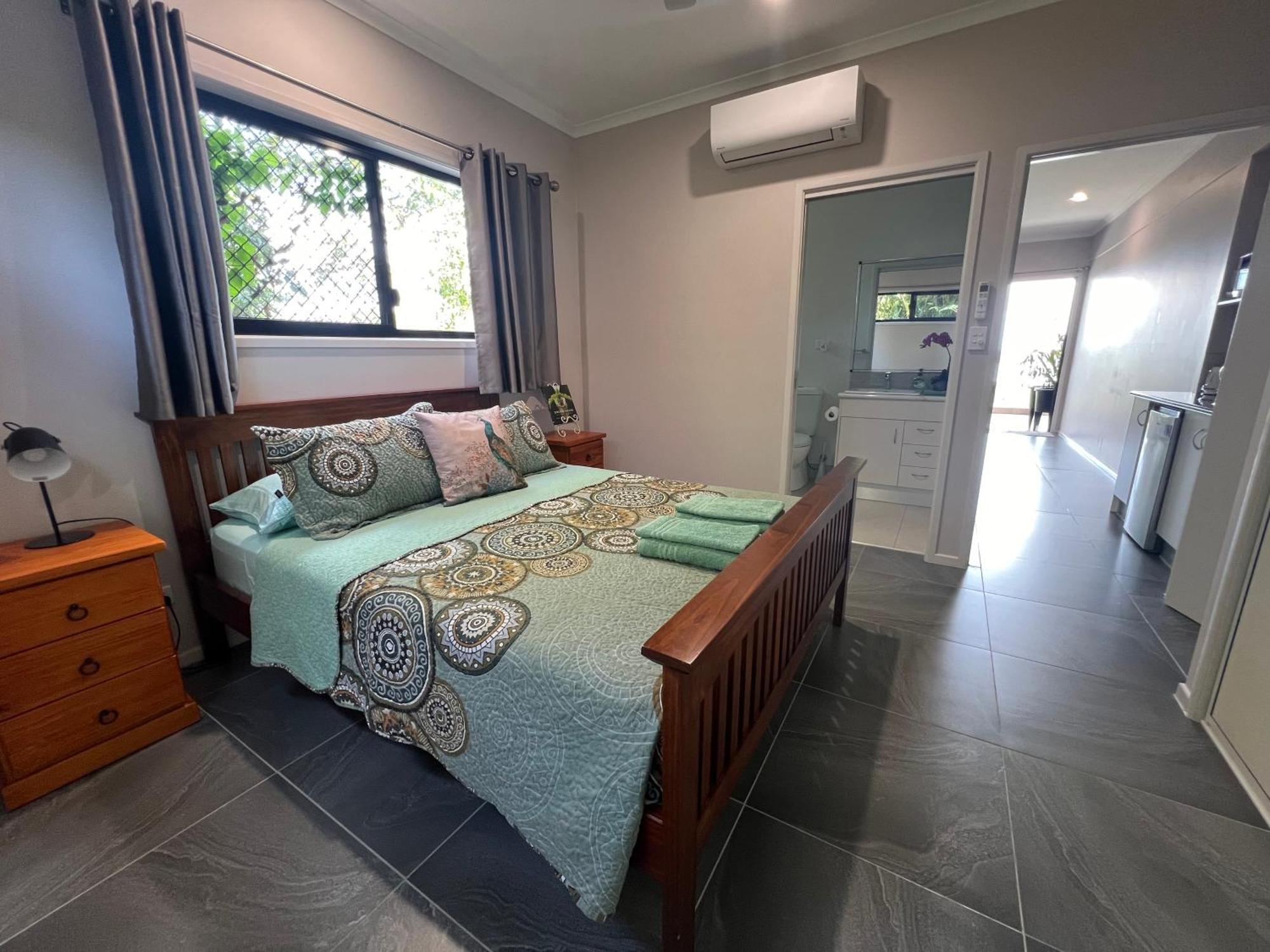 The Orchid Suite - Apartment In Cooktown Exteriör bild