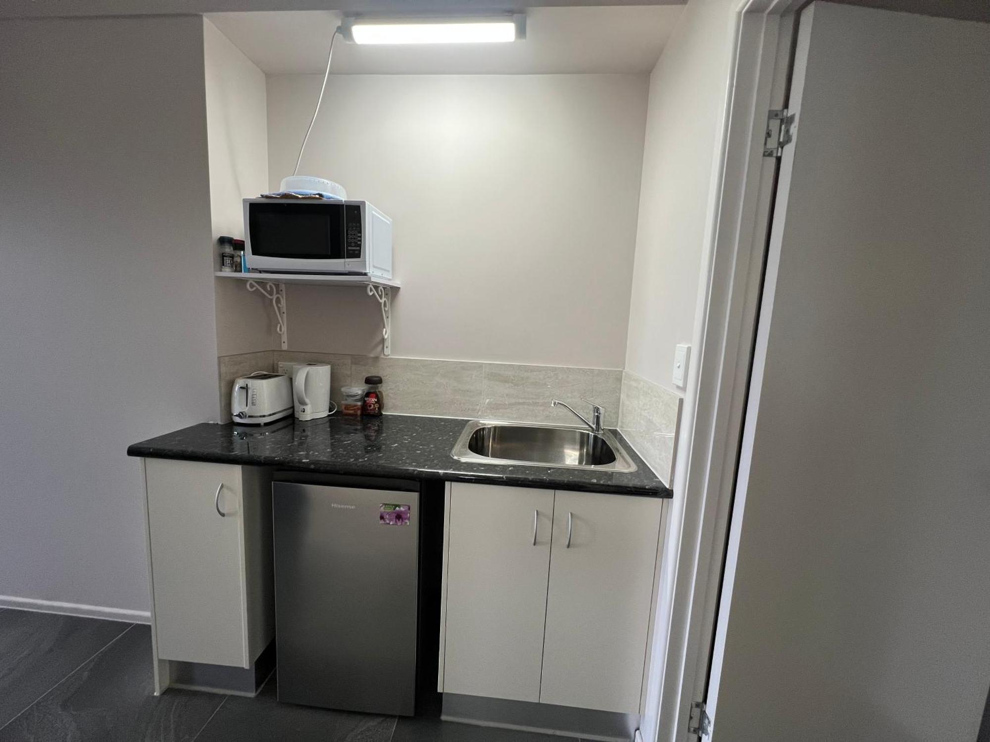 The Orchid Suite - Apartment In Cooktown Exteriör bild